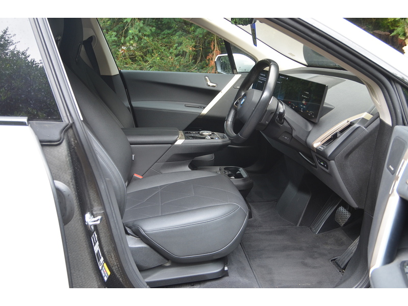 BMW iX 40 76.6kWh Sport SUV 5dr Electric Auto xDrive (11kW Charger) (326 ps) - U11170