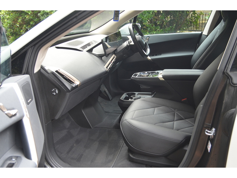 BMW iX 40 76.6kWh Sport SUV 5dr Electric Auto xDrive (11kW Charger) (326 ps) - U11170