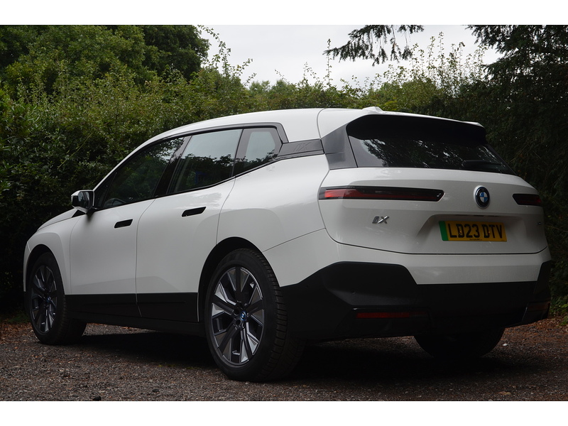 BMW iX 40 76.6kWh Sport SUV 5dr Electric Auto xDrive (11kW Charger) (326 ps) - U11170