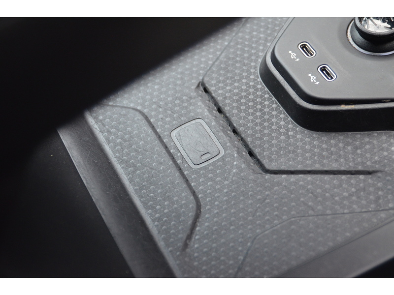 BMW iX 40 76.6kWh Sport SUV 5dr Electric Auto xDrive (11kW Charger) (326 ps) - U11170