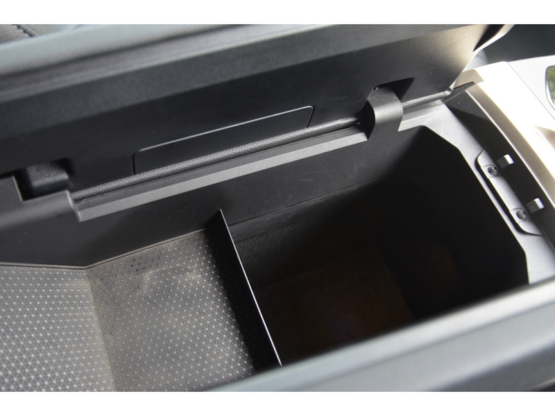 BMW iX 40 76.6kWh Sport SUV 5dr Electric Auto xDrive (11kW Charger) (326 ps) - U11170