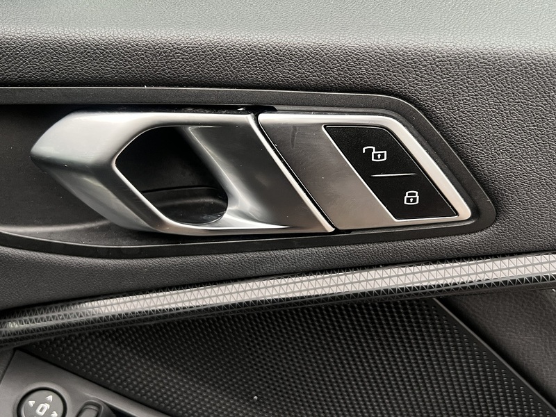 BMW 2 Series Gran Coupe 1.5 218i Sport (LCP) Saloon 4dr Petrol Manual Euro 6 (s/s) (136 ps) - U11171