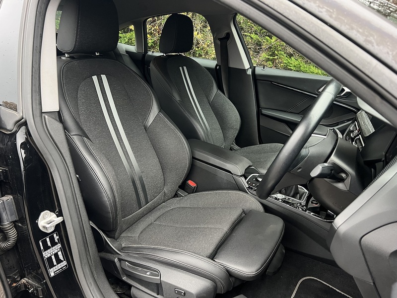 BMW 2 Series Gran Coupe 1.5 218i Sport (LCP) Saloon 4dr Petrol Manual Euro 6 (s/s) (136 ps) - U11171