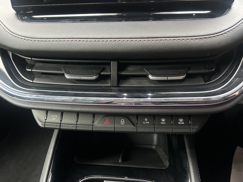 Skoda Enyaq Enyaq IV 60 5dr - U11183