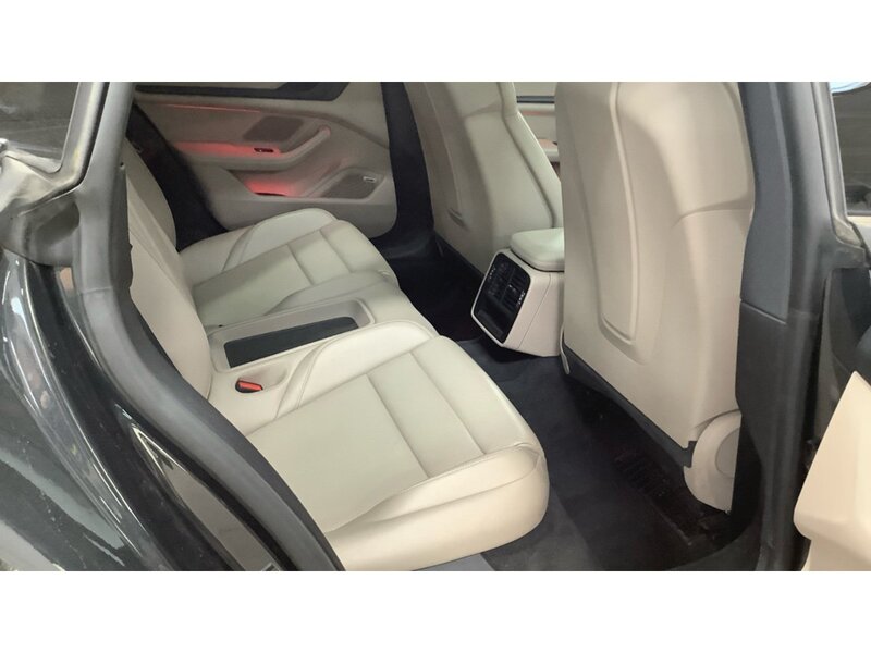Porsche Taycan Performance Plus 93.4kWh Saloon 4dr Electric Auto RWD (476 ps) - U11186