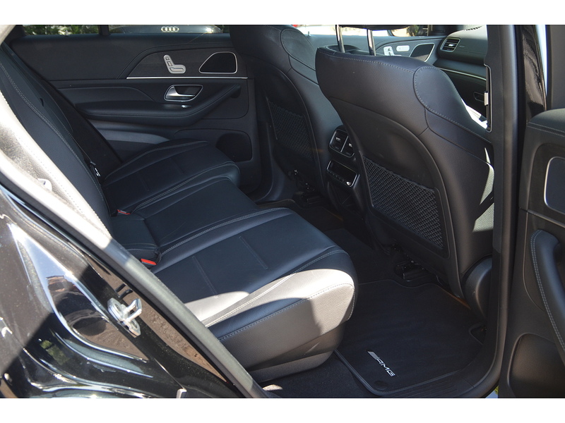 Mercedes-Benz GLE 2.9 GLE400d AMG Line (Premium) SUV 5dr Diesel G-Tronic 4MATIC Euro 6 (s/s) (7 Seat) (330 ps) | 7 - U11189