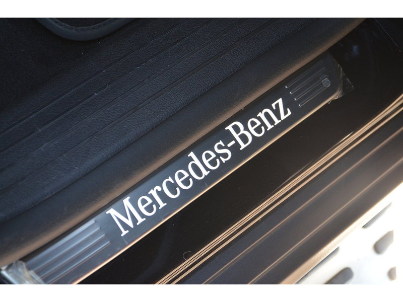 Mercedes-Benz GLE 2.9 GLE400d AMG Line (Premium) SUV 5dr Diesel G-Tronic 4MATIC Euro 6 (s/s) (7 Seat) (330 ps) | 7 - U11189