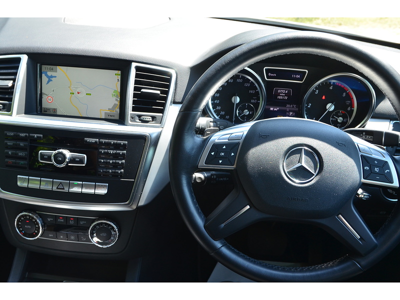 Mercedes-Benz M Class 2.1 ML250 BlueTEC Special Edition SUV 5dr Diesel G-Tronic 4WD Euro 6 (s/s) (204 ps) | TOW - U11190