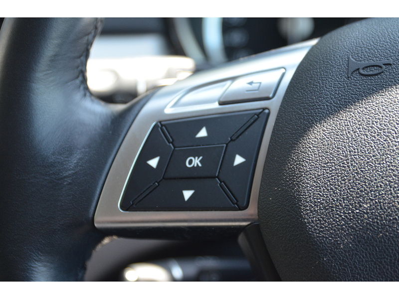 Mercedes-Benz M Class 2.1 ML250 BlueTEC Special Edition SUV 5dr Diesel G-Tronic 4WD Euro 6 (s/s) (204 ps) | TOW - U11190