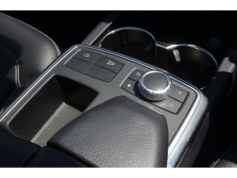 Mercedes-Benz M Class 2.1 ML250 BlueTEC Special Edition SUV 5dr Diesel G-Tronic 4WD Euro 6 (s/s) (204 ps) | TOW - U11190