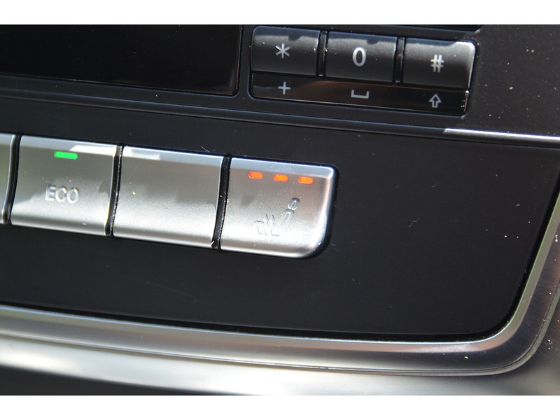 Mercedes-Benz M Class 2.1 ML250 BlueTEC Special Edition SUV 5dr Diesel G-Tronic 4WD Euro 6 (s/s) (204 ps) | TOW - U11190