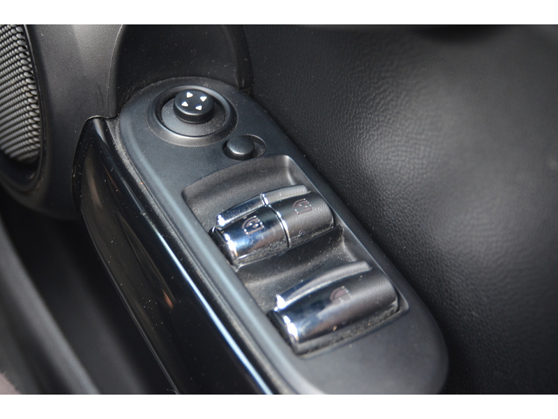MINI Convertible 1.5 Cooper Convertible 2dr Petrol Steptronic Euro 6 (s/s) (136 ps) | CHILI PACK|R/CAM|APPLE|NAV - U11191