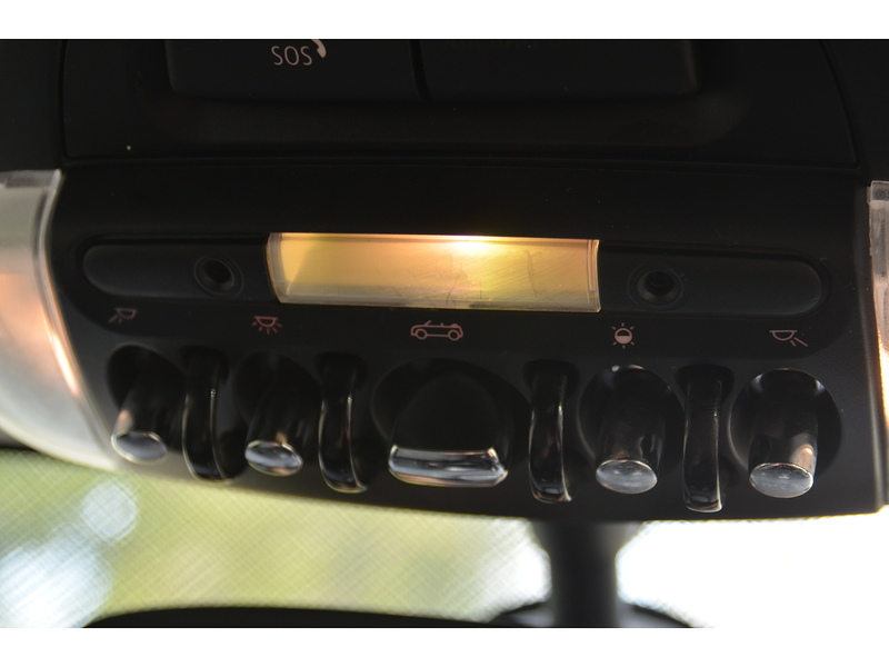 MINI Convertible 1.5 Cooper Convertible 2dr Petrol Steptronic Euro 6 (s/s) (136 ps) | CHILI PACK|R/CAM|APPLE|NAV - U11191