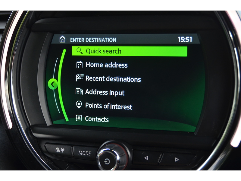 MINI Convertible 1.5 Cooper Convertible 2dr Petrol Steptronic Euro 6 (s/s) (136 ps) | CHILI PACK|R/CAM|APPLE|NAV - U11191
