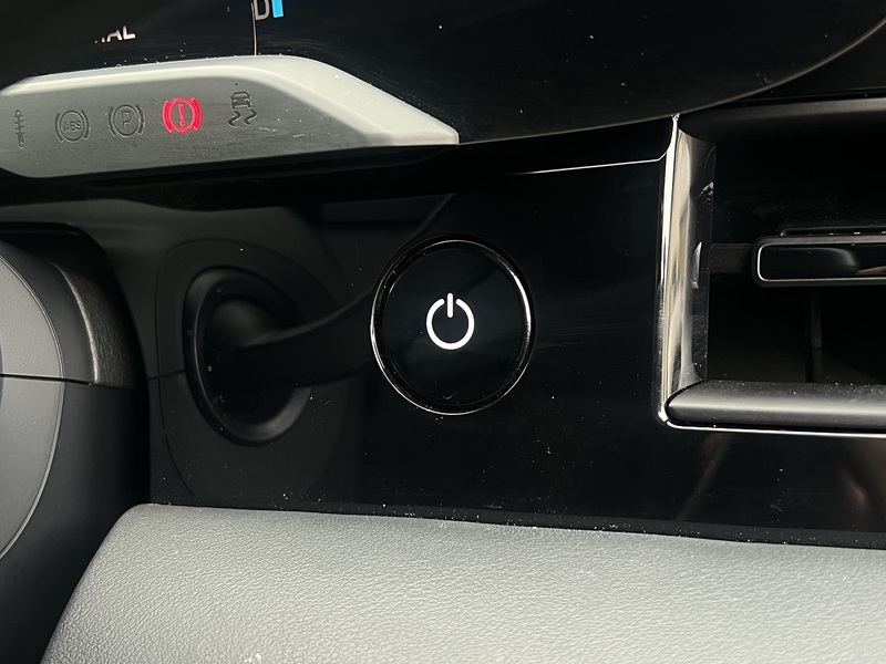 Porsche Taycan Performance 79.2kWh Saloon 4dr Electric Auto RWD (11kW Charger) (408 ps) | P/ASSIST|H/SEATS|1 - U11193