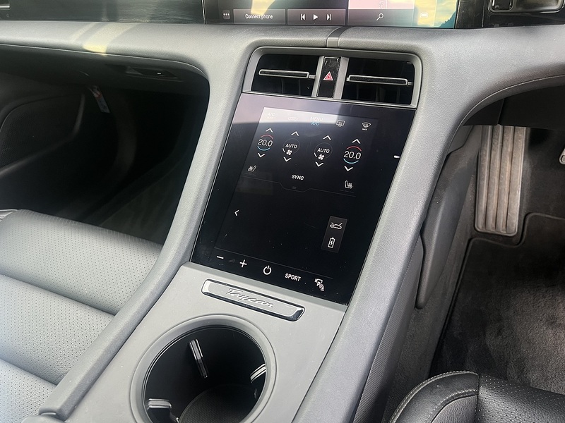 Porsche Taycan Performance 79.2kWh Saloon 4dr Electric Auto RWD (11kW Charger) (408 ps) | P/ASSIST|H/SEATS|1 - U11193