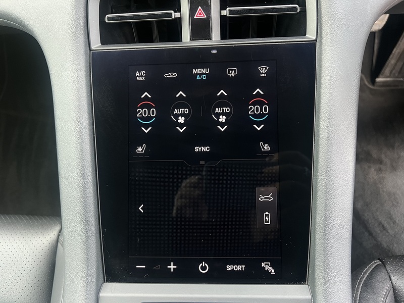 Porsche Taycan Performance 79.2kWh Saloon 4dr Electric Auto RWD (11kW Charger) (408 ps) | P/ASSIST|H/SEATS|1 - U11193