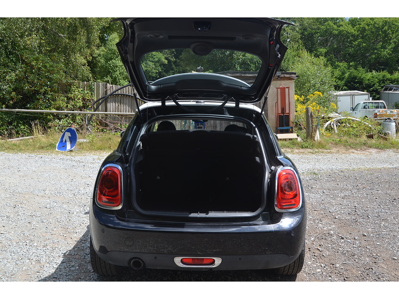 MINI Hatch 1.5 Cooper Hatchback 5dr Petrol Manual Euro 6 (s/s) (136 ps) | PAN ROOF|H/SEATS|P/SENSORS|NAV - U11195