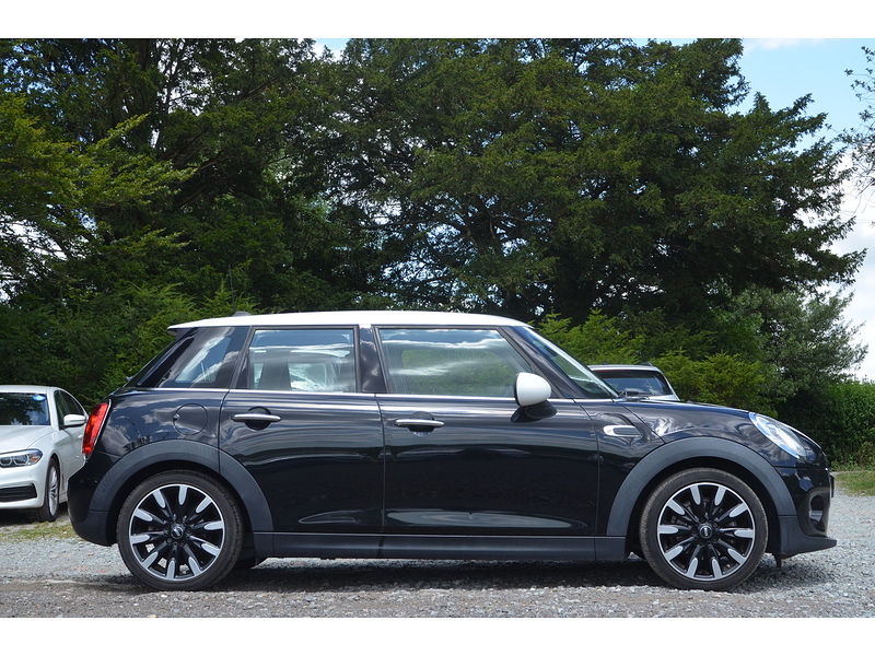 MINI Hatch 1.5 Cooper Hatchback 5dr Petrol Manual Euro 6 (s/s) (136 ps) | PAN ROOF|H/SEATS|P/SENSORS|NAV - U11195