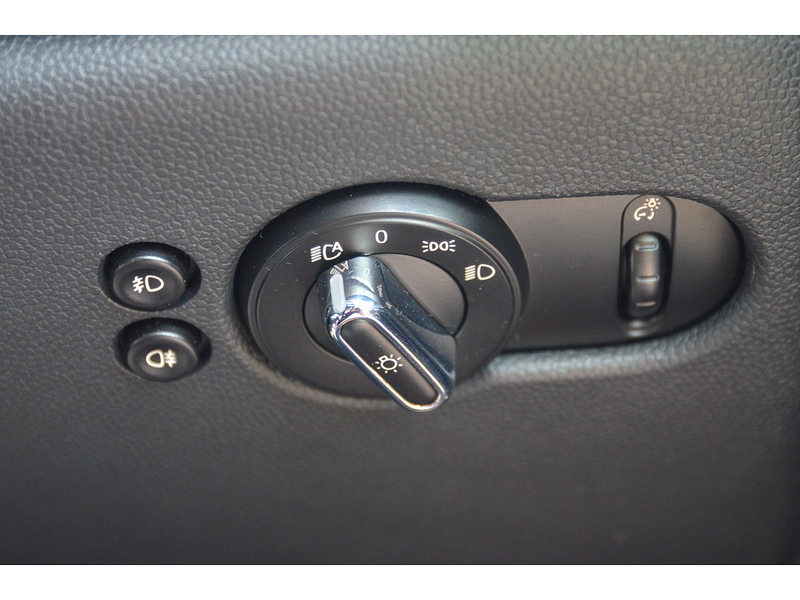 MINI Hatch 1.5 Cooper Hatchback 5dr Petrol Manual Euro 6 (s/s) (136 ps) | PAN ROOF|H/SEATS|P/SENSORS|NAV - U11195