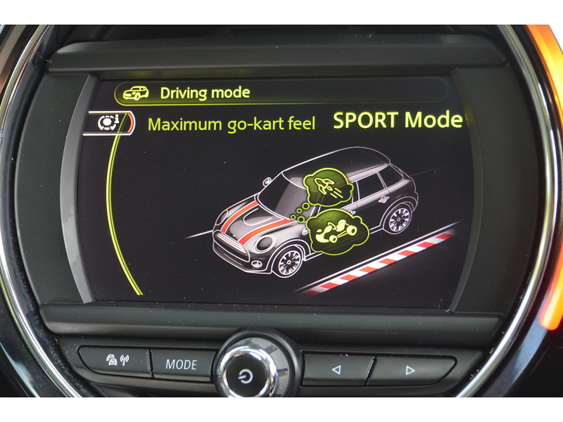 MINI Hatch 1.5 Cooper Hatchback 5dr Petrol Manual Euro 6 (s/s) (136 ps) | PAN ROOF|H/SEATS|P/SENSORS|NAV - U11195