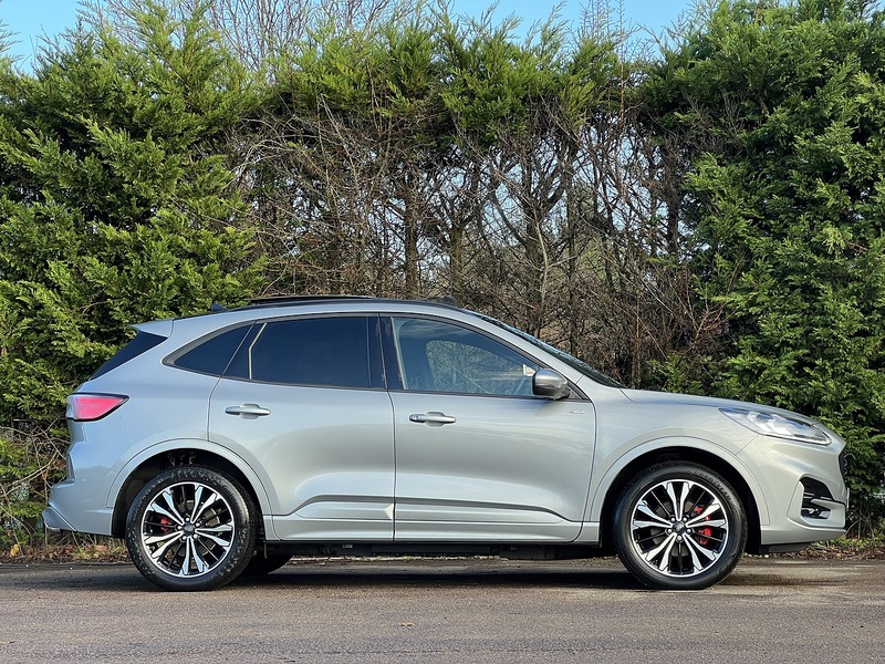 Ford Kuga 2.5 EcoBoost Duratec 14.4kWh ST-Line X SUV 5dr Petrol Plug-in Hybrid CVT Euro 6 (s/s) (225 ps) | PAN - U11196