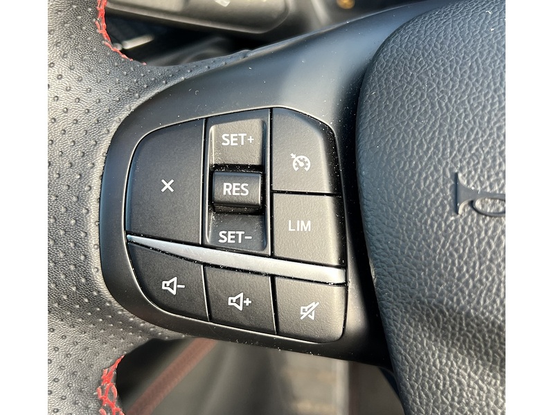 Ford Kuga 2.5 EcoBoost Duratec 14.4kWh ST-Line X SUV 5dr Petrol Plug-in Hybrid CVT Euro 6 (s/s) (225 ps) | PAN - U11196