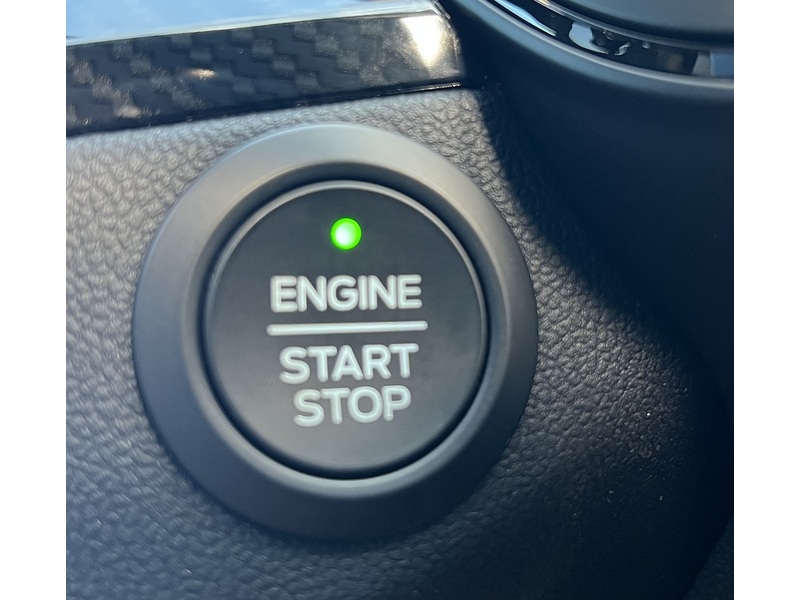 Ford Kuga 2.5 EcoBoost Duratec 14.4kWh ST-Line X SUV 5dr Petrol Plug-in Hybrid CVT Euro 6 (s/s) (225 ps) | PAN - U11196