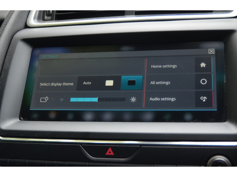 Jaguar E-PACE 2.0 D150 R-Dynamic SUV 5dr Diesel Manual Euro 6 (s/s) (150 ps) | PRIVACY|R/CAM|APPLE|CRUISE - U11200