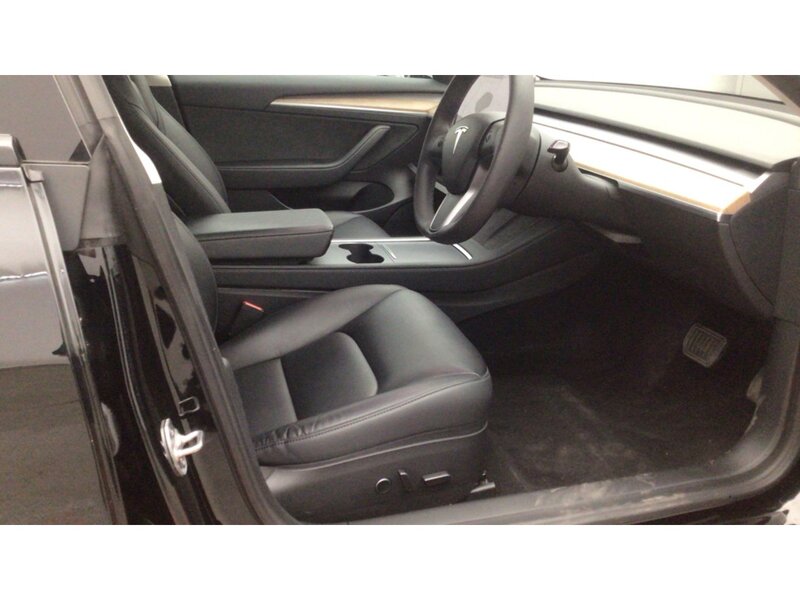 Tesla Model 3 Standard Range Plus Saloon 4dr Electric Auto RWD (241 bhp) | PAN ROOF|PRIVACY|VATQ|1 OWNER - U11203