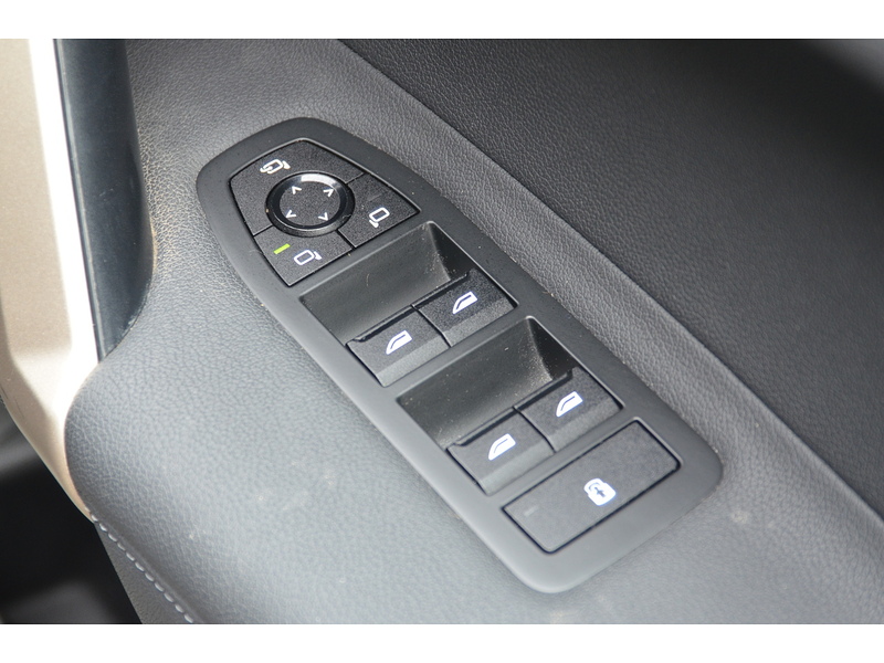 BMW iX 40 76.6kWh Sport SUV 5dr Electric Auto xDrive (326 ps) | VAT QUALIFYING|1 FORMER KEEPER - U11204