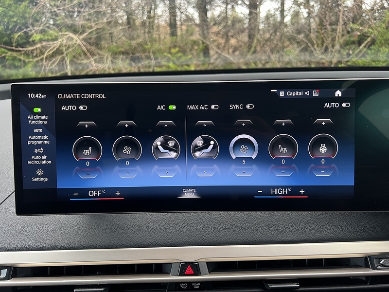 BMW iX 40 76.6kWh Sport SUV 5dr Electric Auto xDrive (326 ps) | VAT QUALIFYING|1 FORMER KEEPER - U11204
