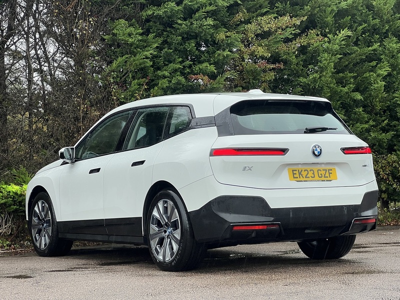 BMW iX 40 76.6kWh Sport SUV 5dr Electric Auto xDrive (11kW Charger) (326 ps) | P/SENSORS|CLIMATE|1 - U11205