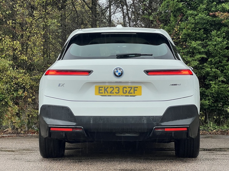 BMW iX 40 76.6kWh Sport SUV 5dr Electric Auto xDrive (11kW Charger) (326 ps) | P/SENSORS|CLIMATE|1 - U11205