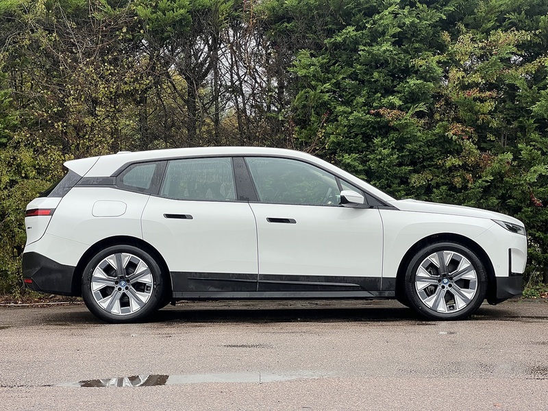 BMW iX 40 76.6kWh Sport SUV 5dr Electric Auto xDrive (11kW Charger) (326 ps) | P/SENSORS|CLIMATE|1 - U11205