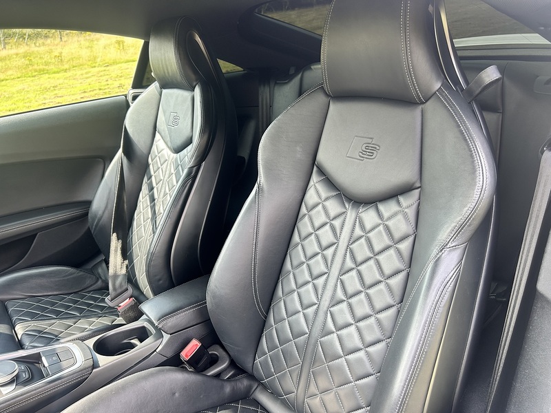 Audi TTS TFSI Coupe S Tronic quattro - U11208