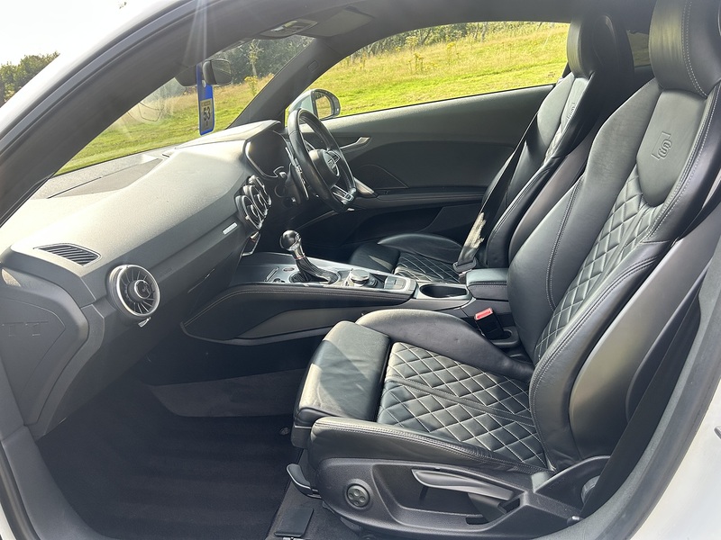 Audi TTS TFSI Coupe S Tronic quattro - U11208