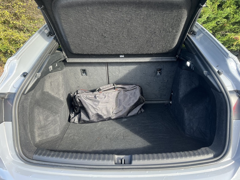 Audi Q4 e-tron 40 S line SUV 5dr Electric Auto 82kWh (204 ps) | P/SENSORS|H/SEATS|1 OWNER|VATQ - U11217