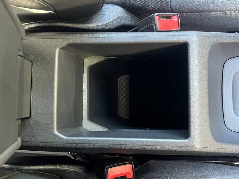 Audi Q4 e-tron 40 S line SUV 5dr Electric Auto 82kWh (204 ps) | P/SENSORS|H/SEATS|1 OWNER|VATQ - U11217