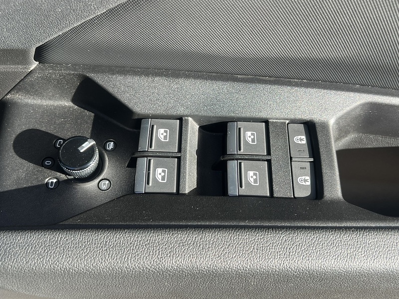 Audi Q4 e-tron 40 S line Sportback 5dr Electric Auto 82kWh (204 ps) | PRIVACY|P/SENSORS|1 OWNER|VATQ - U11218