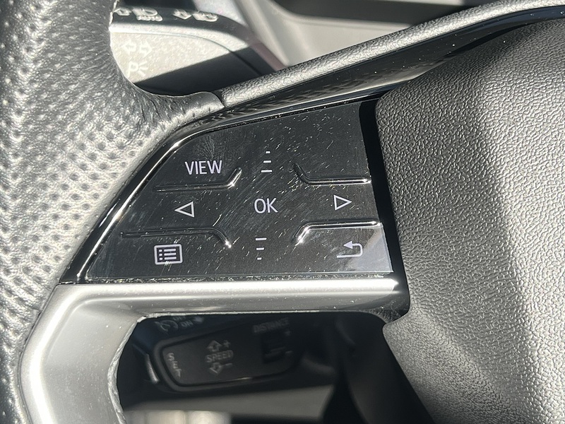 Audi Q4 e-tron 40 S line Sportback 5dr Electric Auto 82kWh (204 ps) | PRIVACY|P/SENSORS|1 OWNER|VATQ - U11218