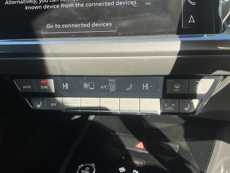 Audi Q4 e-tron 40 S line Sportback 5dr Electric Auto 82kWh (204 ps) | PRIVACY|P/SENSORS|1 OWNER|VATQ - U11218