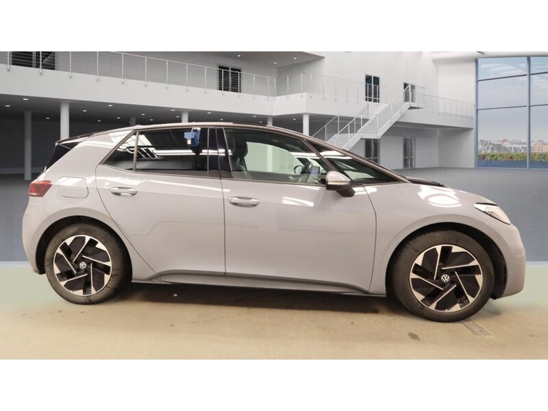 Volkswagen ID.3 Pro Performance Life - U11225
