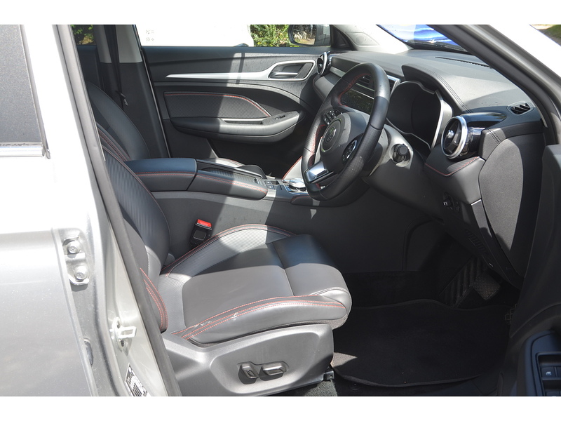 MG MG ZS Trophy Connect Long Range - U11226