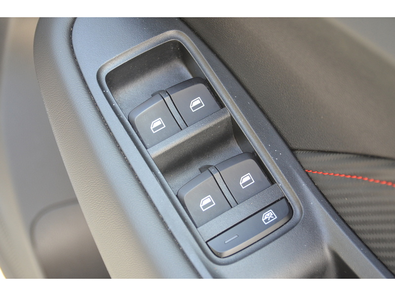 MG MG ZS Trophy Connect Long Range - U11226