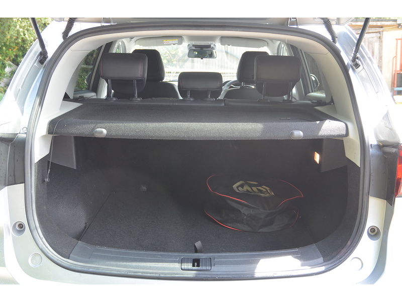 MG MG ZS Trophy Connect Long Range - U11226