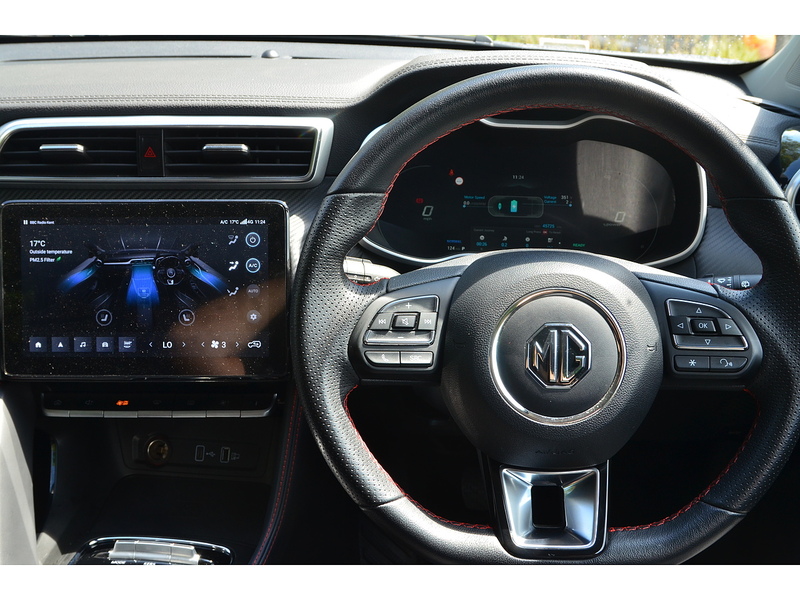 MG MG ZS Trophy Connect Long Range - U11226