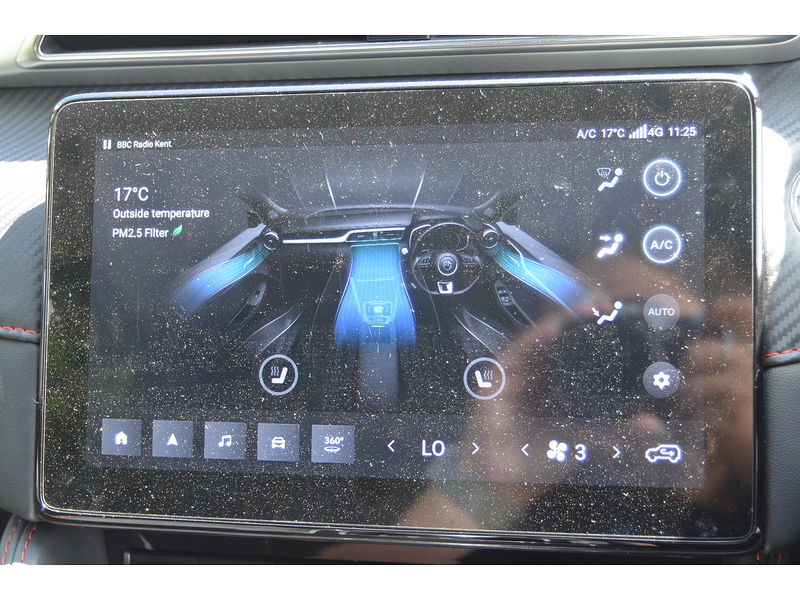 MG MG ZS Trophy Connect Long Range - U11226