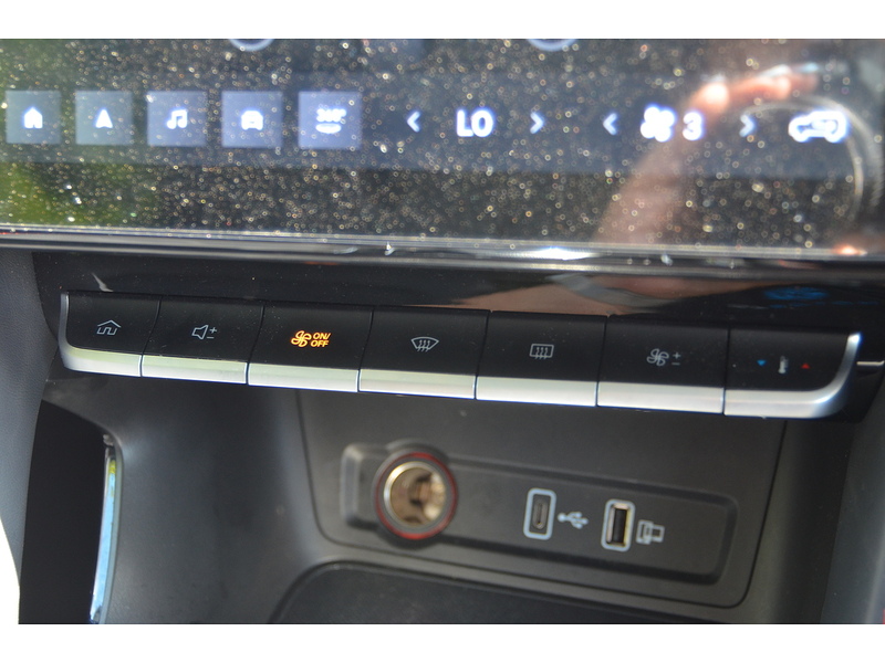 MG MG ZS Trophy Connect Long Range - U11226