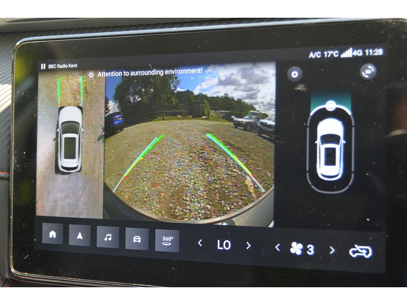 MG MG ZS Trophy Connect Long Range - U11226